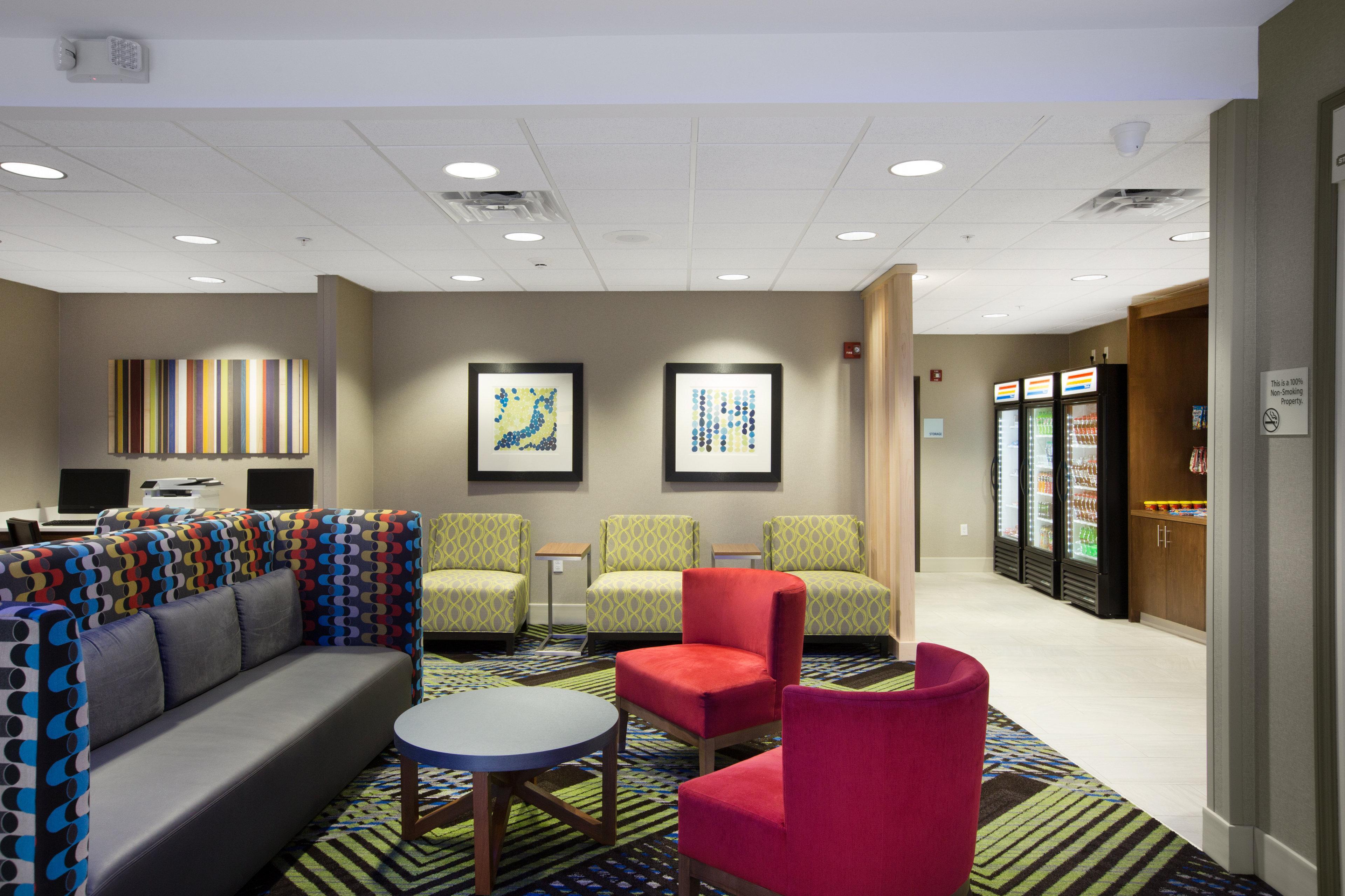 Holiday Inn Express Hastings By Ihg Exterior photo